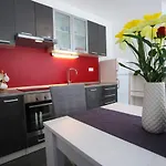 Apartament Petra *