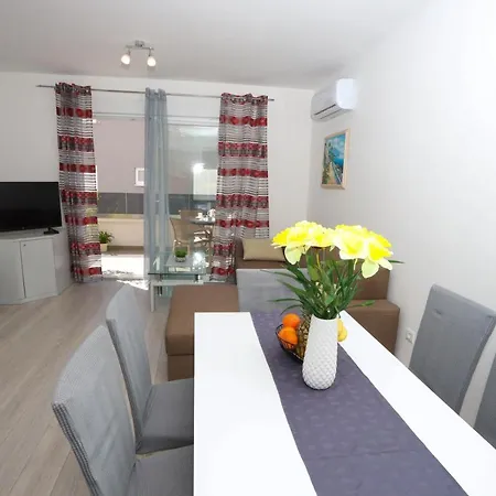 Apartman Petra *