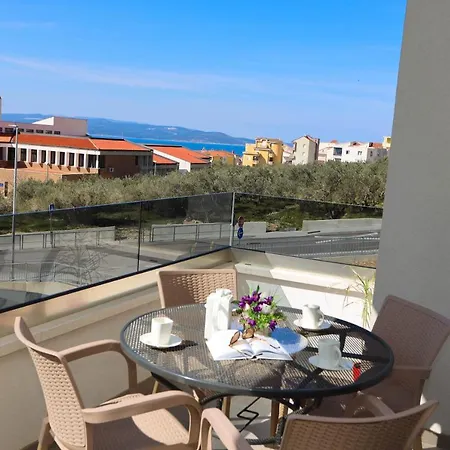 Petra Apartman *