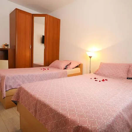 Apartman Petra *